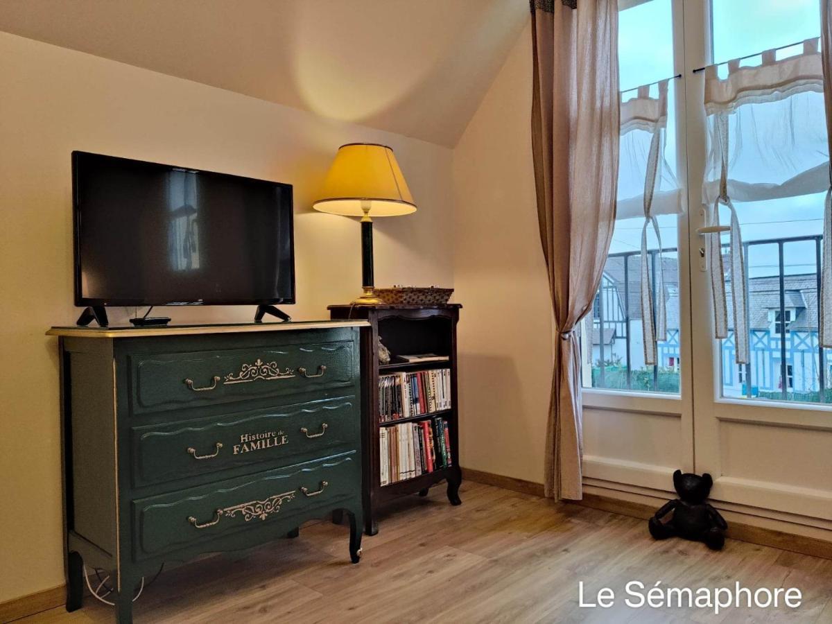 トルヴィル＝シュル＝メール Du Cote De Chez Swann 1 Bed & Breakfast エクステリア 写真