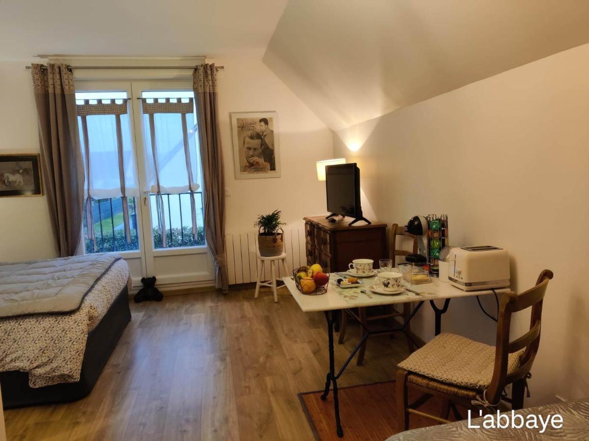 トルヴィル＝シュル＝メール Du Cote De Chez Swann 1 Bed & Breakfast エクステリア 写真