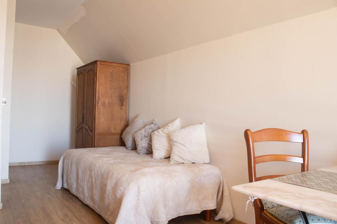 トルヴィル＝シュル＝メール Du Cote De Chez Swann 1 Bed & Breakfast エクステリア 写真