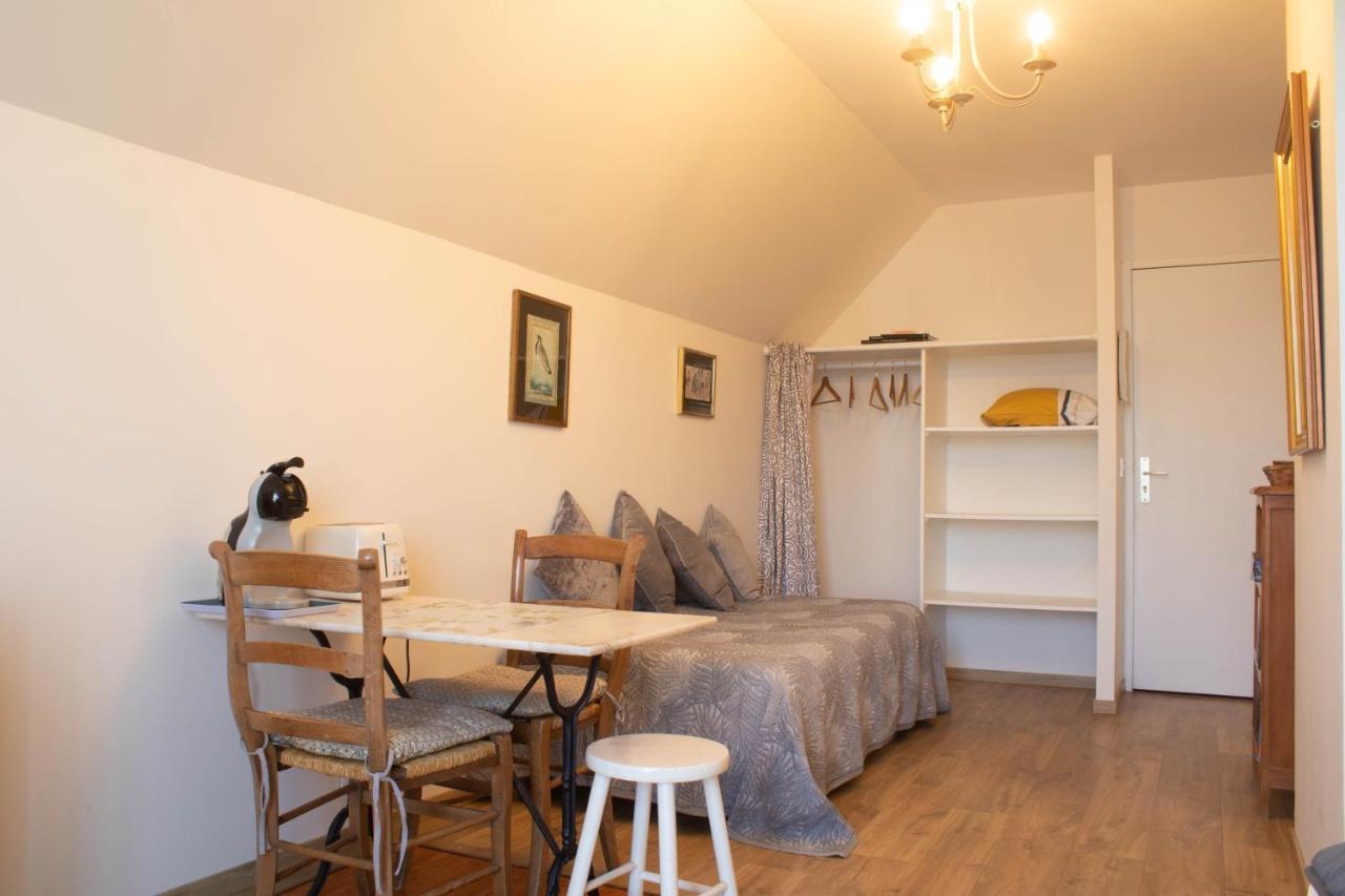 トルヴィル＝シュル＝メール Du Cote De Chez Swann 1 Bed & Breakfast エクステリア 写真
