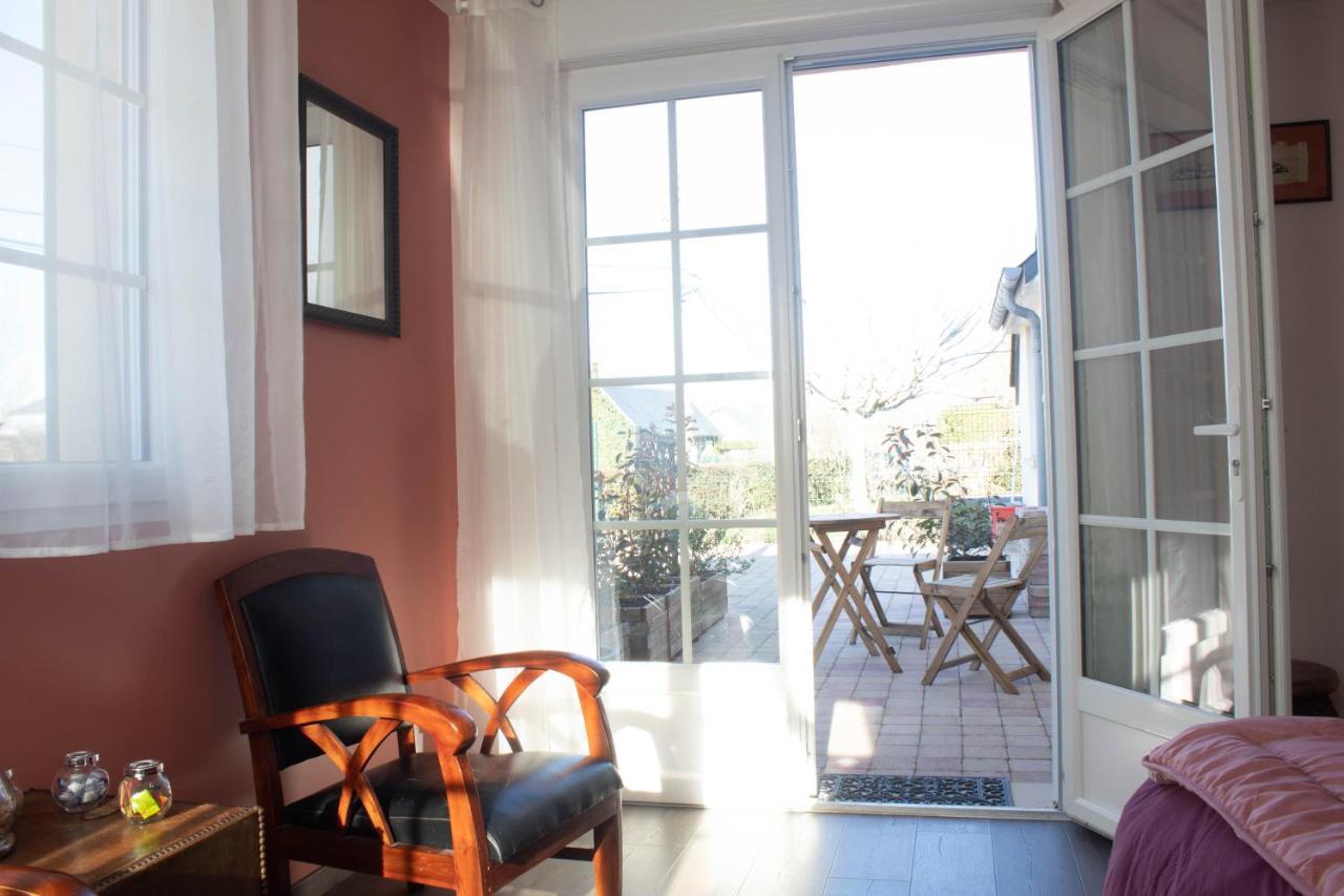 トルヴィル＝シュル＝メール Du Cote De Chez Swann 1 Bed & Breakfast エクステリア 写真